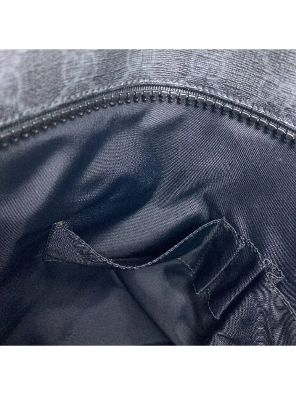 Gucci GG Supreme 2-Way Tote